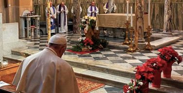 Папа Франциск помолился на похоронах преподавательницы патристики