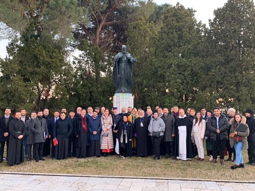 Представители Армяно-Католической и Армянской Апостольской Церквей провели совместную конференцию в Венеции
