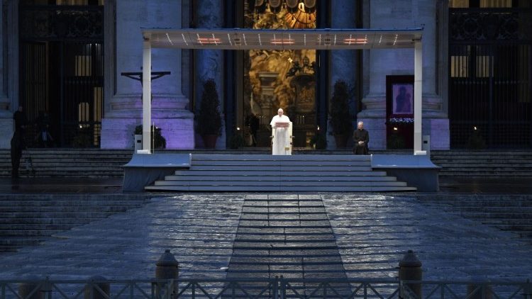 Папа Франциск возглавил всемирный молебен: «Что же вы так боязливы? Неужели у вас нет веры?»