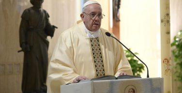 На Мессе в Доме Святой Марфы Папа Франциск размышлял о том, что может препятствовать нашей близости со Христом