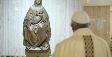 Папа Франциск на Мессе в Доме Святой Марфы: жизнь христианина – это пребывание в Иисусе
