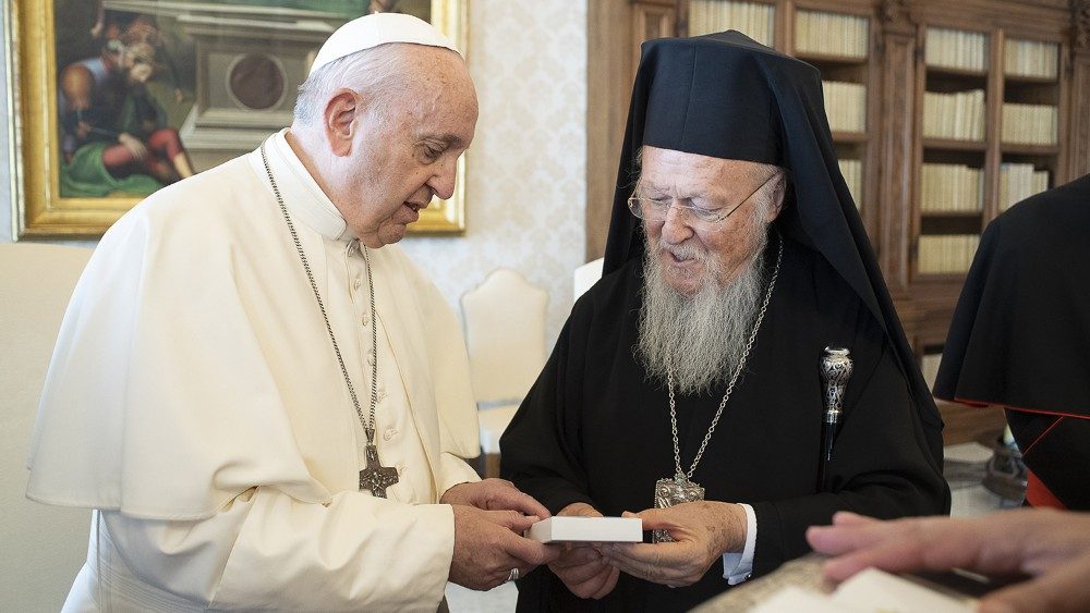 Патриарх Варфоломей написал предисловие к «Словарю Папы Франциска»