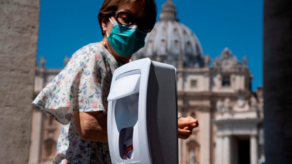 Выздоровел последний служащий Ватикана, зараженный коронавирусом
