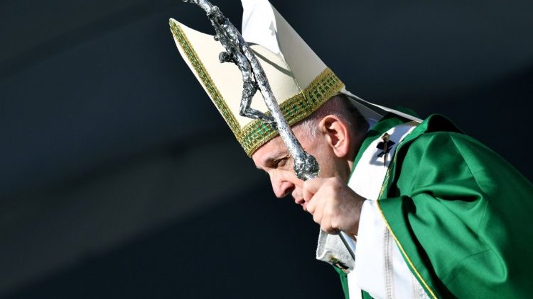 До конца года никаких зарубежных поездок Папы не планируется