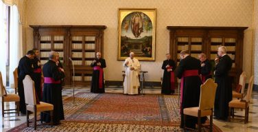 Папа Франциск провел первую после летнего перерыва общую аудиенцию