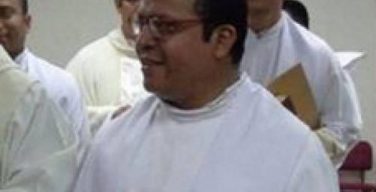 В Сальвадоре застрелен ректор католической духовной семинарии
