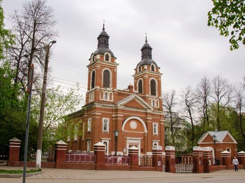 Кировским властям предложили договориться с католиками о совместном использовании исторического здания храма