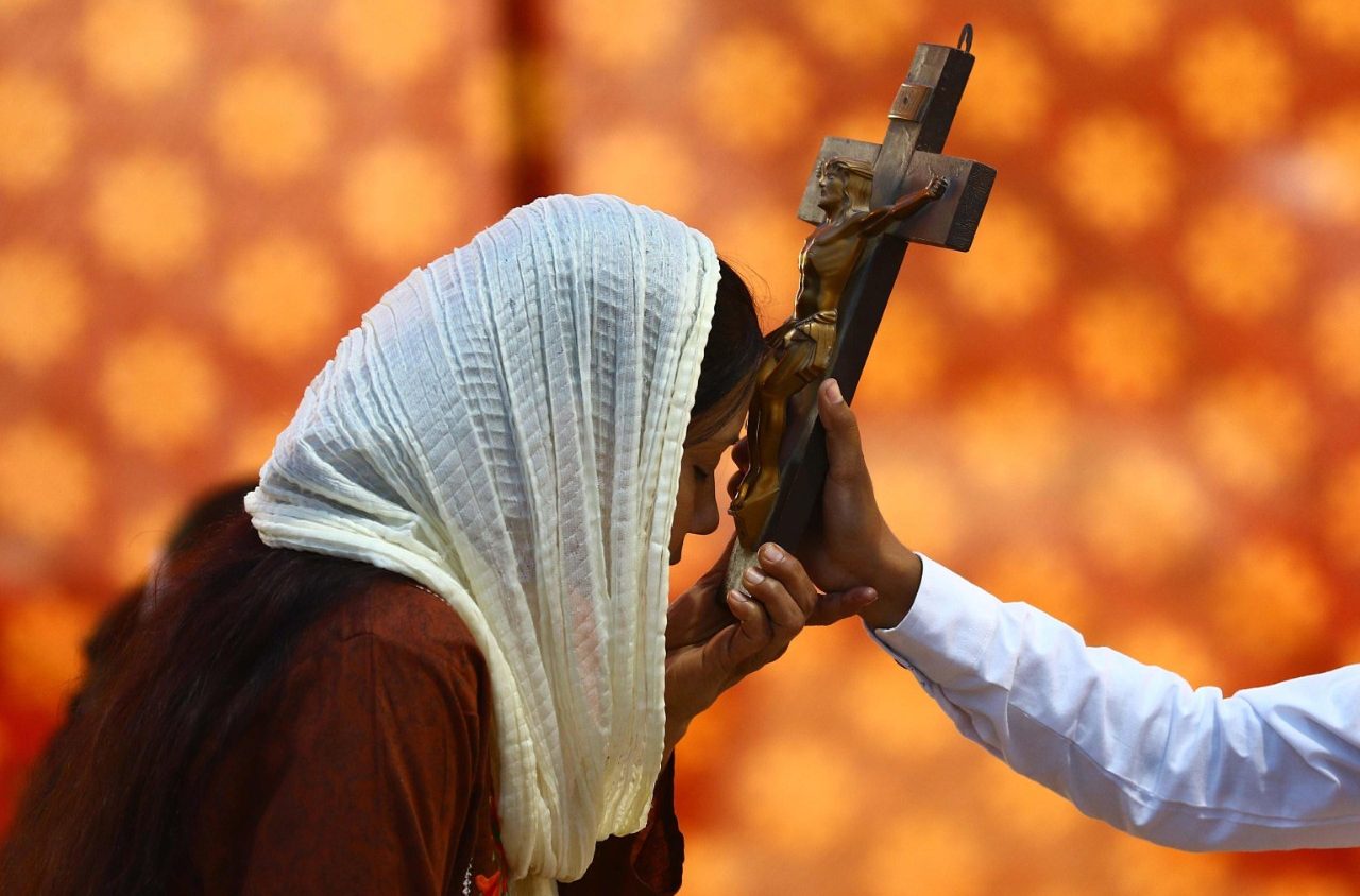 Пакистан: сбежавшей от мужа-мусульманина девочке-христианке угрожают смертью