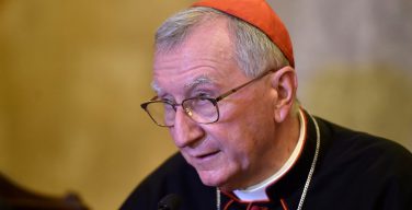 Кадинал Паролин: Ватикан участвует в судьбе архиепископа Кондрусевича