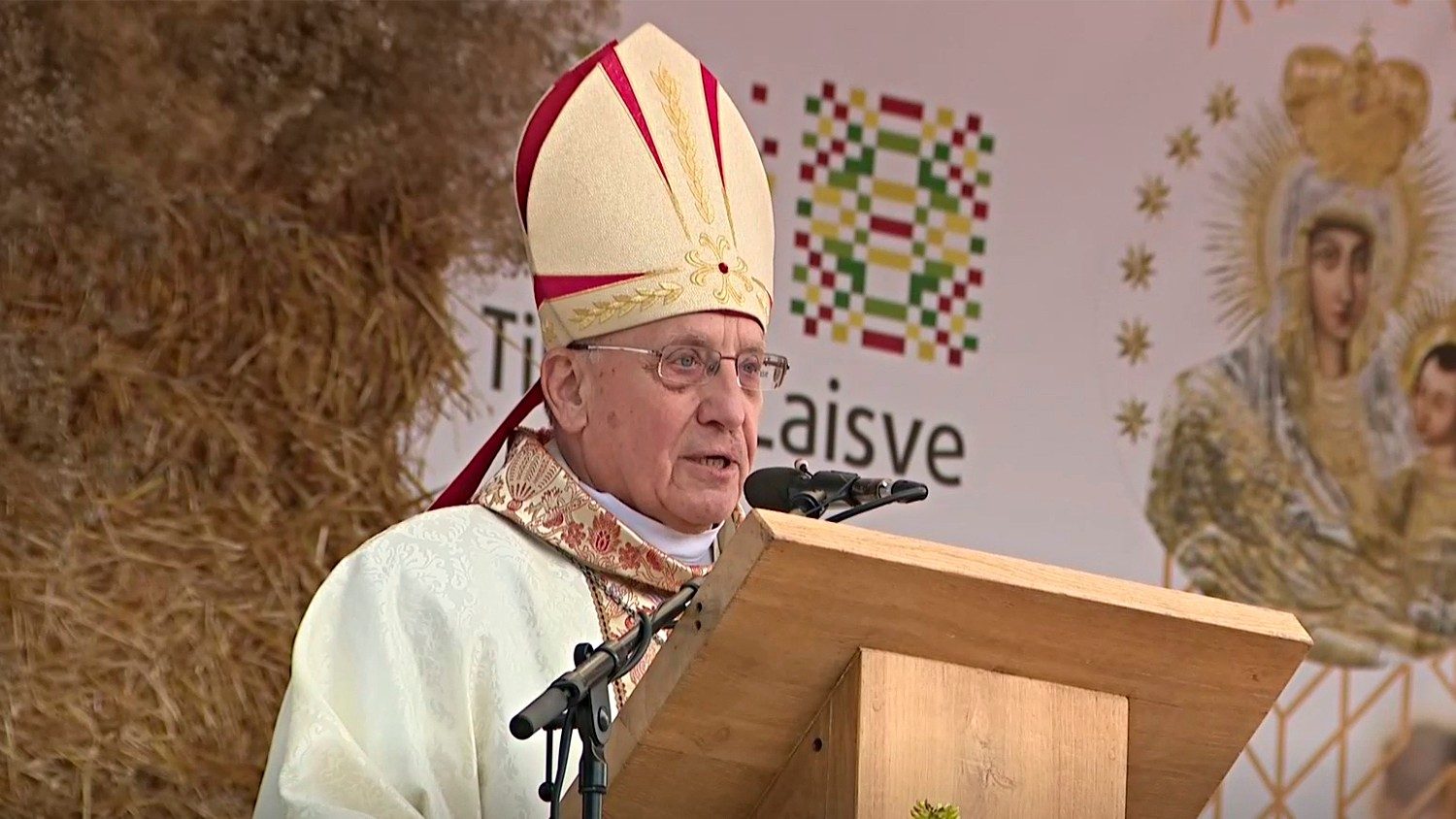 Архиепископ Тадеуш Кондрусевич обратился к десяткам тысяч верующих Литвы
