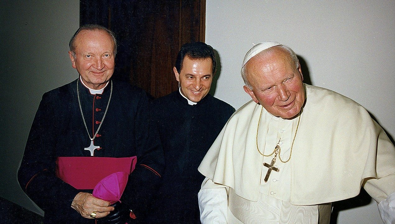 Папа молится об упокоении новопреставленного кардинала Яворского