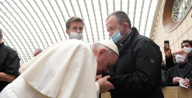 Папа: молитва побуждает к действию. Общая аудиенция 7 октября 2020 года (ФОТО)