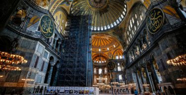 Москва признает право Турции определять статус собора Святой Софии