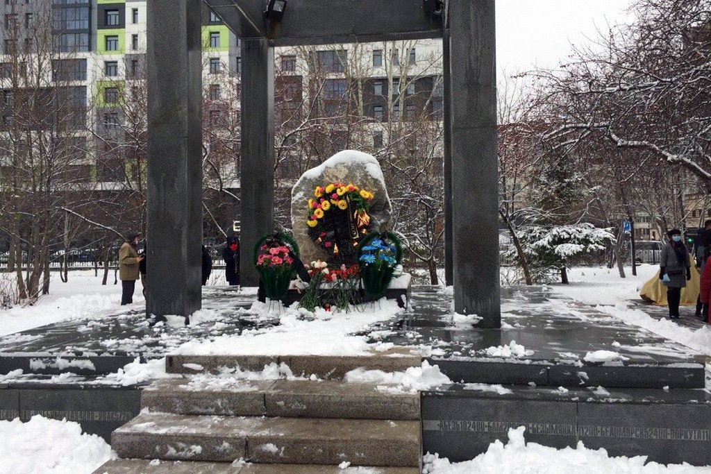 В Новосибирске открыли монумент жертвам репрессий