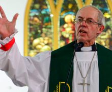 Духовный лидер Англиканской Церкви защищает свободу слова после террористических атак во Франции