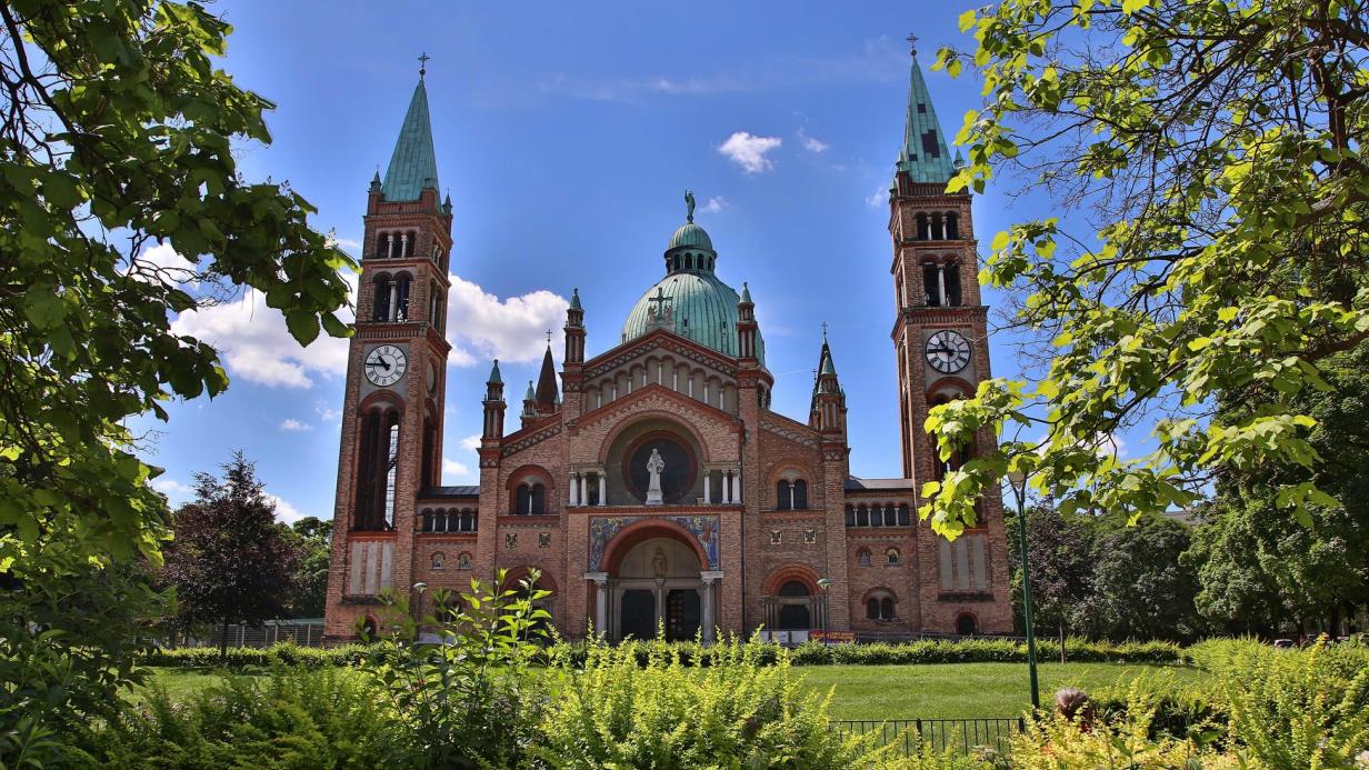 В Вене около 50 исламистов напали на католическую церковь