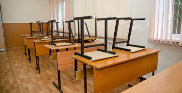 Новосибирский Минобр рассказал, каких школьников ждет дистанционка после каникул