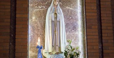 Католики в Новосибирске отметили праздник Непорочного Зачатия Пресвятой Девы Марии (ФОТО)