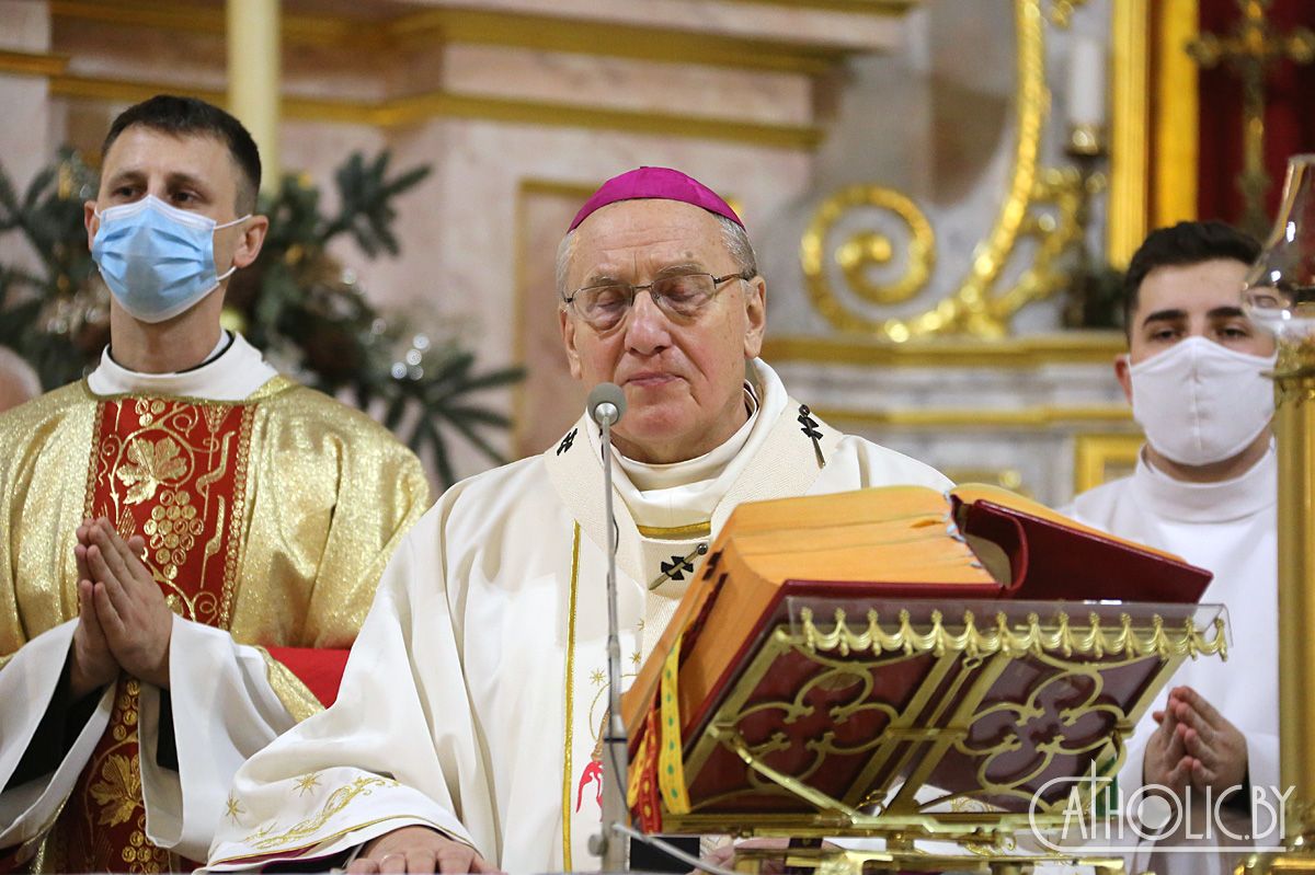 Госсекретарь США приветствовал возвращение главы белорусских католиков в страну