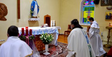 «Воскресенье радости» и престольный праздник в приходе новосибирских францисканцев (+ ФОТО)