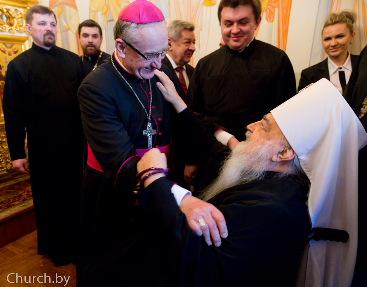 Архиепископ Тадеуш Кондрусевич выразил соболезнования в связи с кончиной митрополита Филарета (Вахромеева)