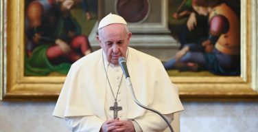На общей аудиенции в среду 27 января Папа Франциск размышлял о молитвенном прочтении Слова Божия