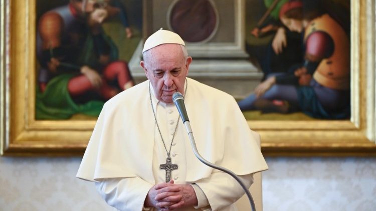 На общей аудиенции в среду 27 января Папа Франциск размышлял о молитвенном прочтении Слова Божия
