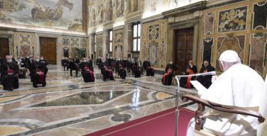 Папа Франциск итальянским катехизаторам: кто не следует II Ватиканскому Собору, тот не с Церковью