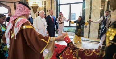 Начался Апостольский визит Папы Франциска в Ирак