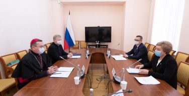 Епископ Николай Дубинин встретился с первым вице-губернатором Псковской области