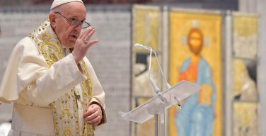 Защита прав человека – в апрельской молитвенной интенции Папы Франциска