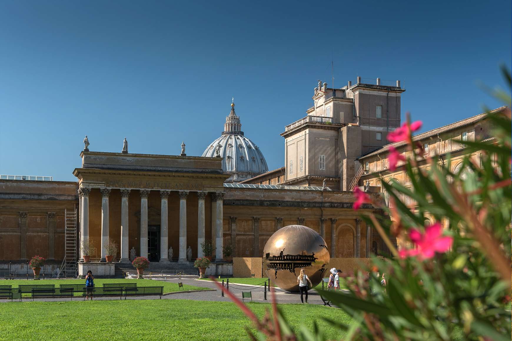 Посещаемость музеев Ватикана в 2020 году упала на 82%