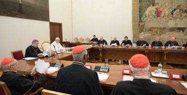 Папа встретился с руководителями подразделений Римской Курии