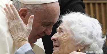 Увидело свет послание Папы Франциска на Всемирный день бабушек, дедушек и пожилых людей
