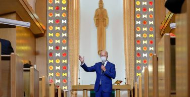 Разговор с Богом: Джо Байден молится после важнейших политических решений