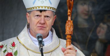 Посол Ватикана призвал белорусские власти ускорить амнистию