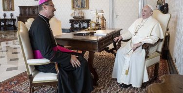 Папа встретился с новым Апостольским нунцием на Украине