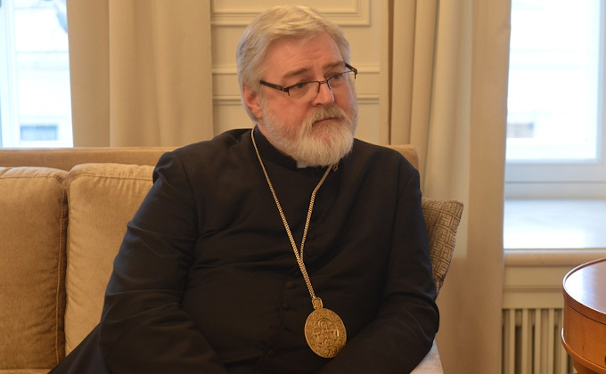 Англиканский епископ уходит в отставку, чтобы перейти в Католическую Церковь