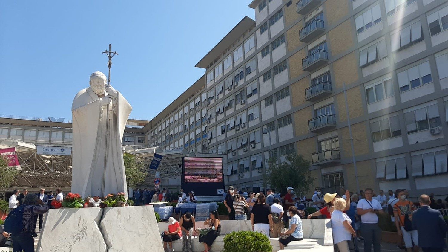 Папа Франциск учредил Фонд католических больниц