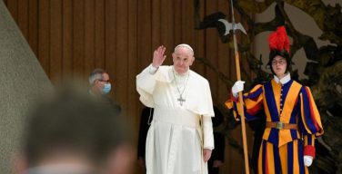 Папа Франциск завершил цикл катехез, посвященных Посланию к Галатам