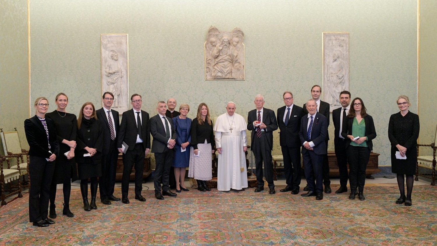 Папа: пандемический кризис усугубляет «культуру безразличия»