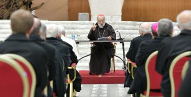 Проповедник Папского Дома призвал вслушиваться в голос Святого Духа