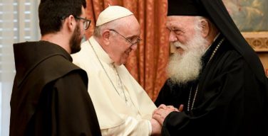 Папа Франциск встретился с Предстоятелем Элладской Православной Церкви