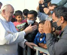 Папа Франциск посетил лагерь беженцев на острове Лесбос
