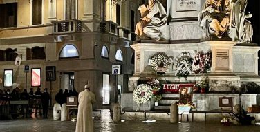 В торжество Непорочного Зачатия Папа Франциск помолился на Площади Испания и в базилике Санта Мария Маджоре