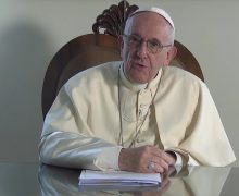 Папа Франциск призвал Церковь молиться в декабре о катехизаторах
