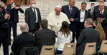 Группа немецких католиков вручила Папе манифест, выражающий несогласие с некоторыми моментами «Синодального пути» в Германии