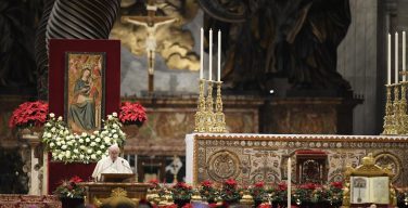 Te Deum. Папа: Богородица возвращает нам смысл Рождества