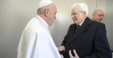 Папа Франциск поздравил президента Маттареллу с переизбранием на высший пост Италии