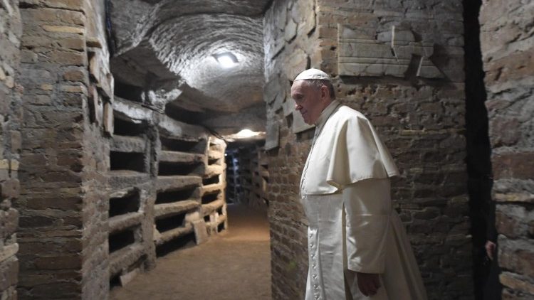 Папа Франциск: христианская археология призвана возрождать истоки веры